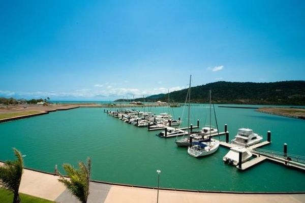 MANTRA BOATHOUSE APARTMENTS (Airlie Beach)